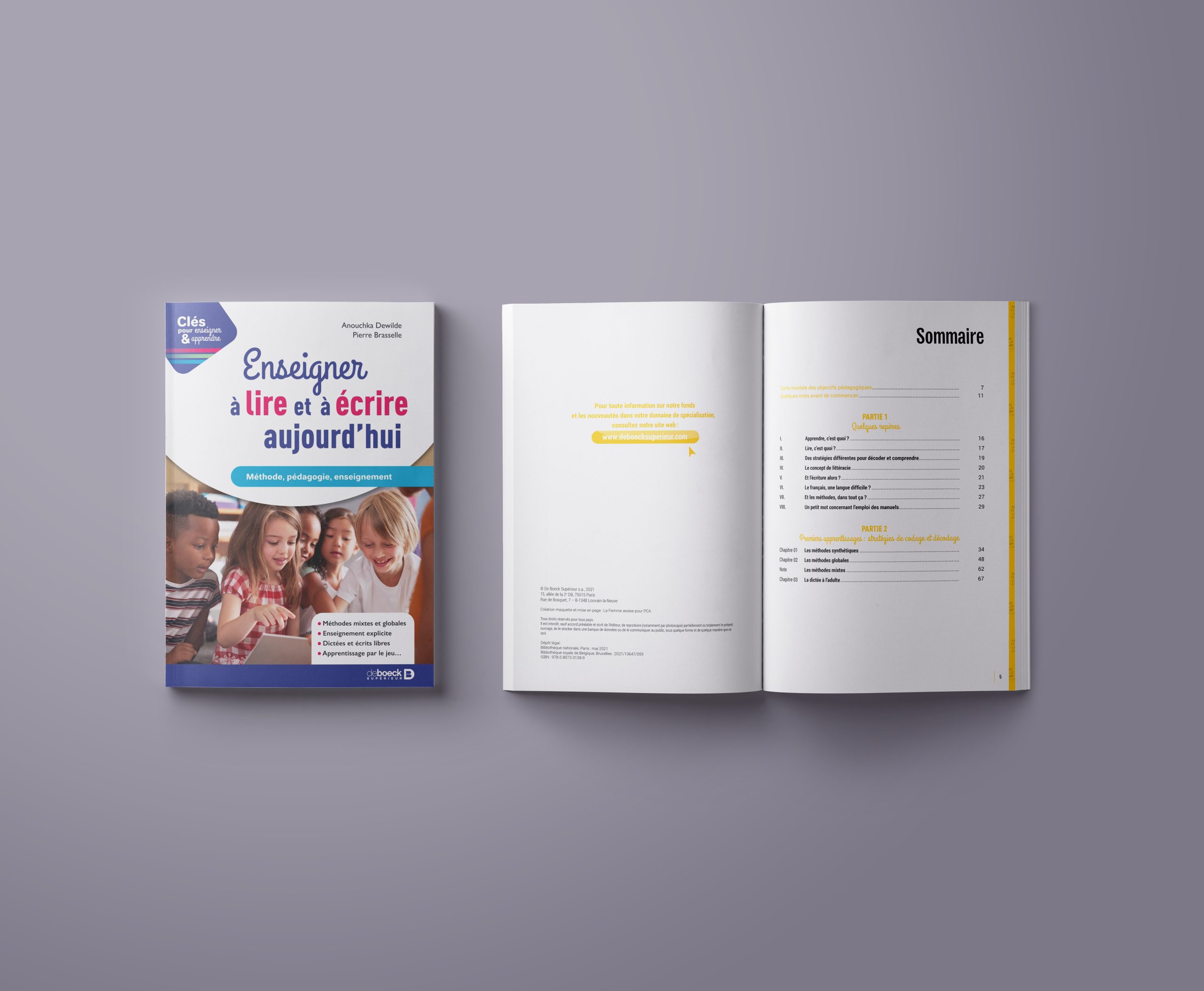 Création et mise en pages de la femme assise